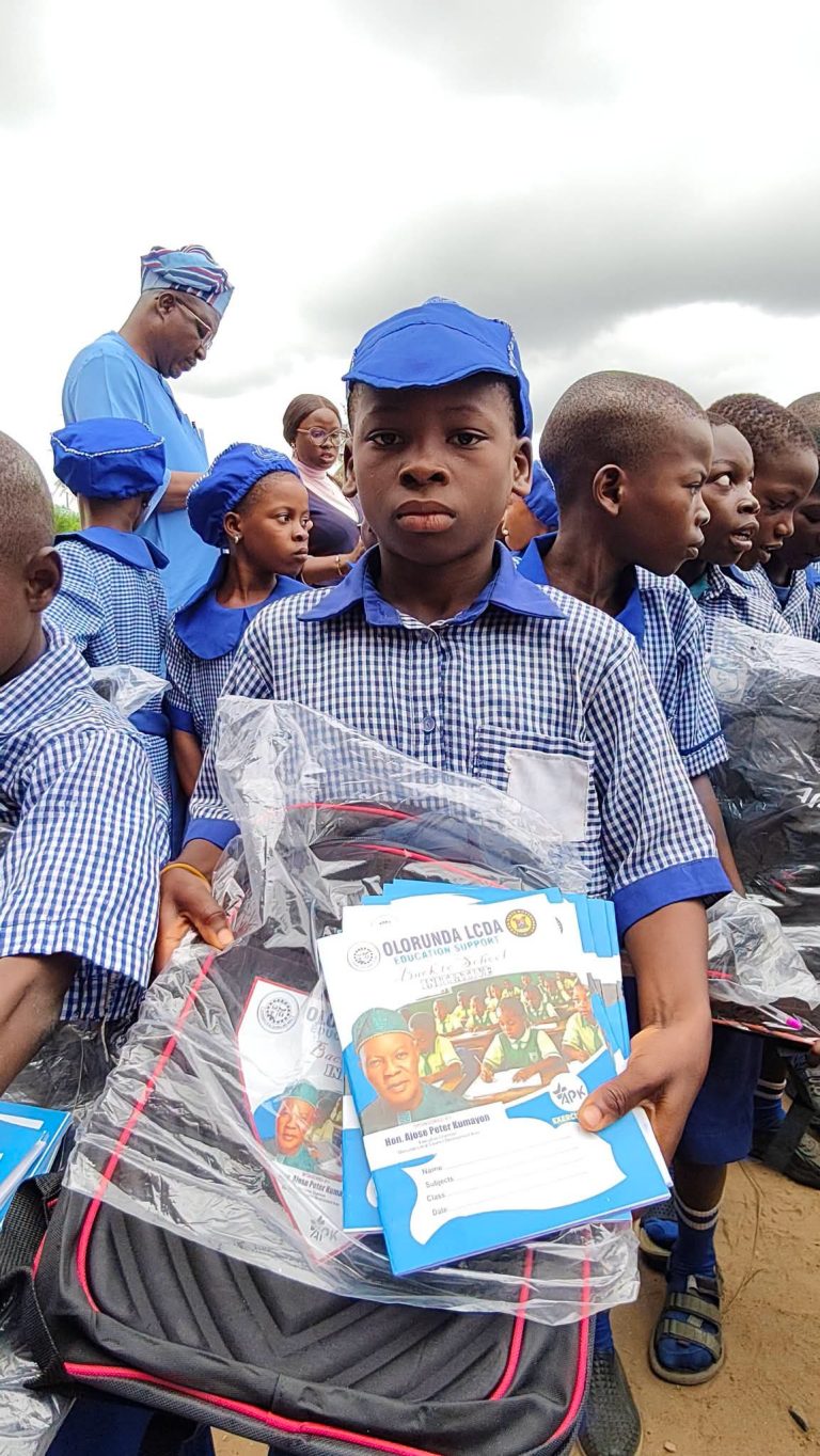 Hon. Ajose Flags Off Olorunda LCDA Back-to-School Programme, Distributes Educational Materials to Pupils Across Schools